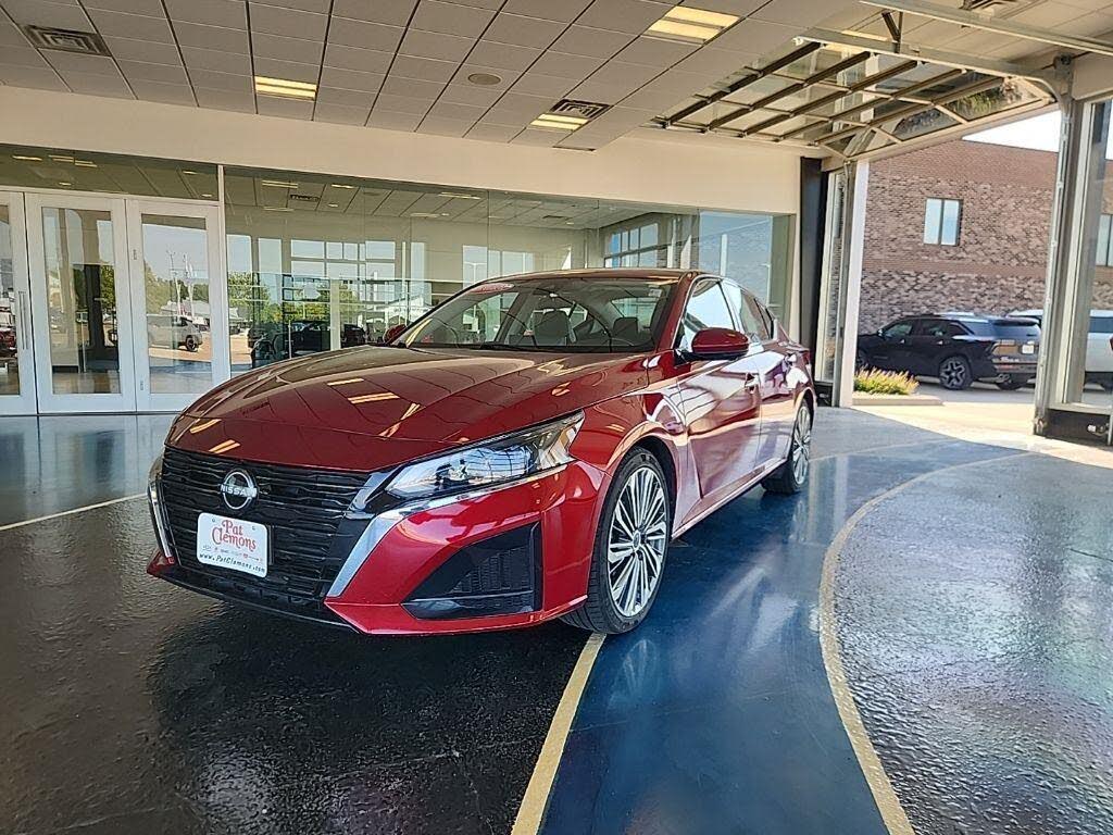 2023 Nissan Altima 2.5 SL FWD