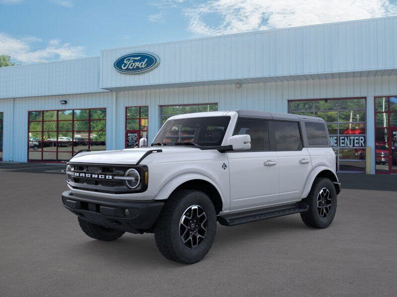 2025 Ford Bronco Outer Banks 4-Door 4WD