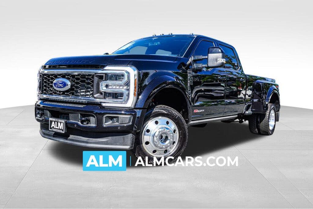 2025 Ford F-450 Super Duty Platinum Crew Cab LB DRW 4WD