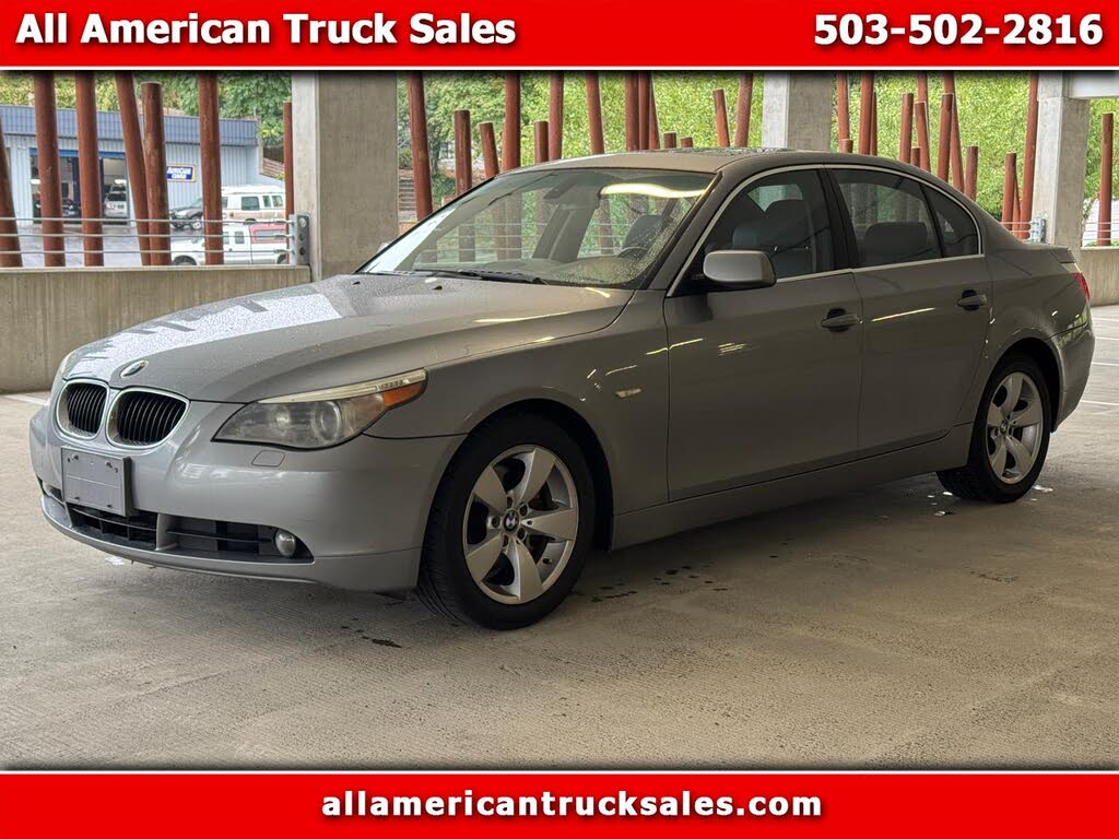 2005 BMW 5 Series 525i Sedan RWD