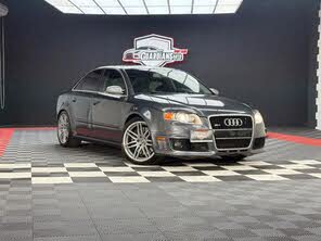 Audi RS 4 quattro Sedan AWD