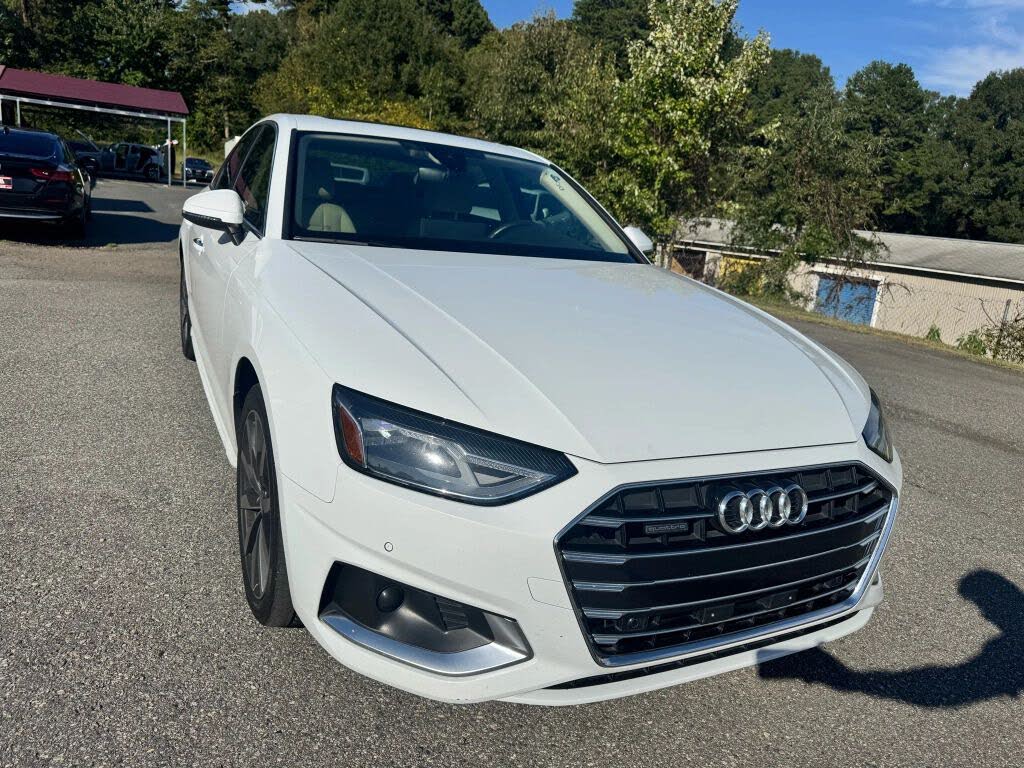 2022 Audi A4 quattro Premium 40 TFSI AWD