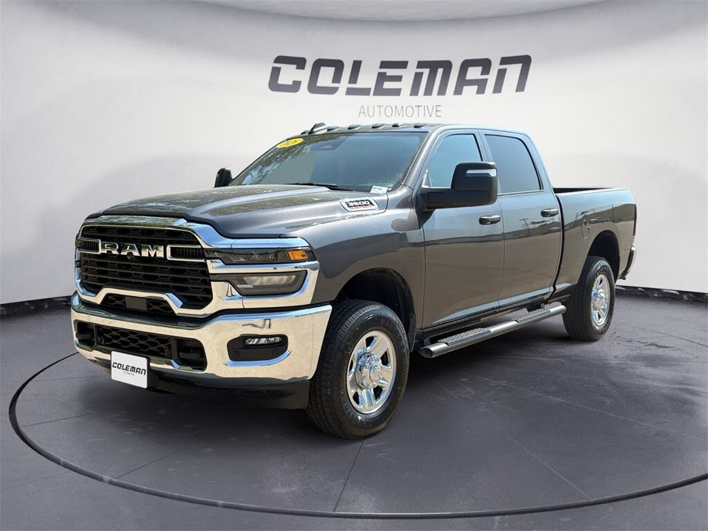 2026 RAM 3500 Tradesman Crew Cab 4WD