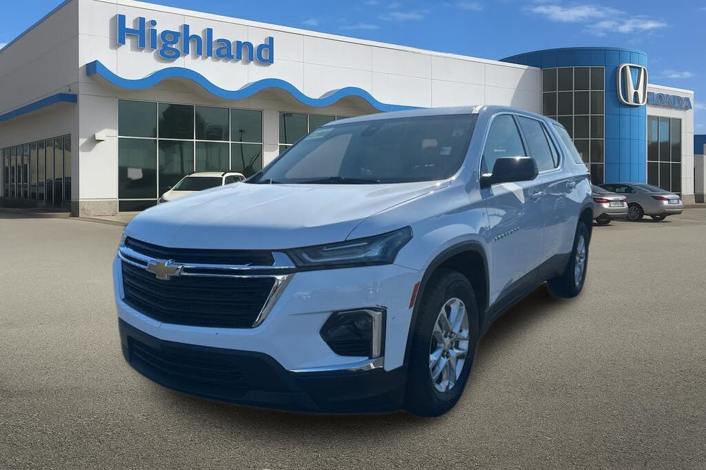 2022 Chevrolet Traverse LS FWD