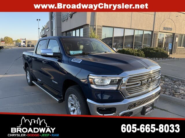 2024 RAM 1500 Laramie Crew Cab 4WD