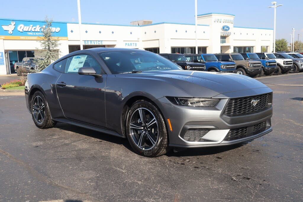 2025 Ford Mustang EcoBoost Fastback RWD