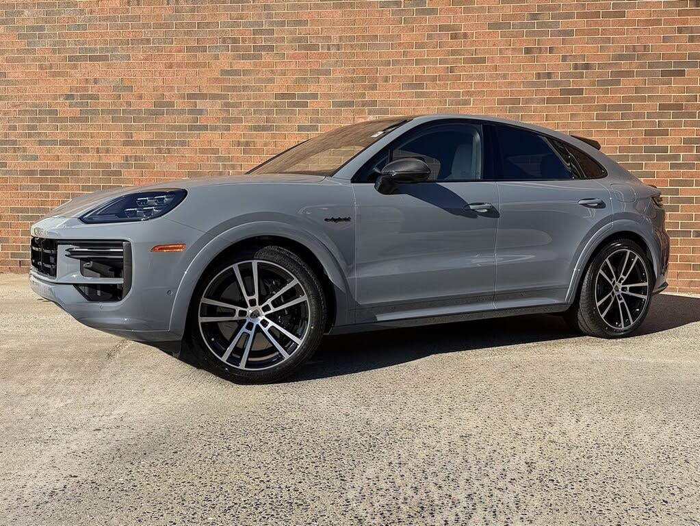 2026 Porsche Cayenne Coupe AWD