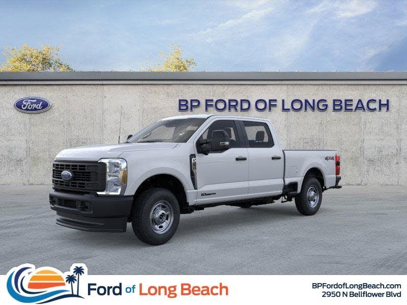 2026 Ford F-250 Super Duty XL Crew Cab 4WD