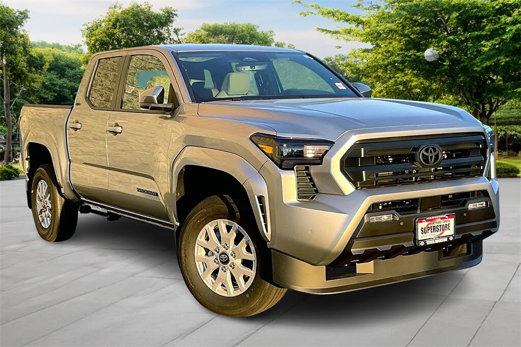 2025 Toyota Tacoma SR5 Double Cab 4WD