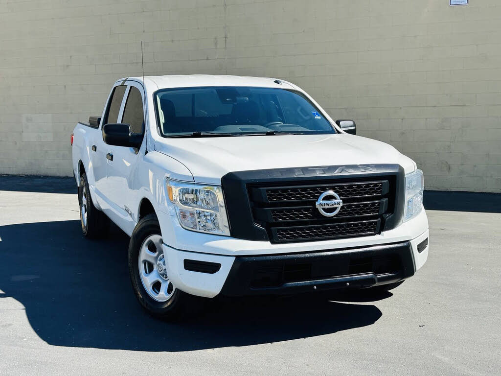 2021 Nissan Titan S Crew Cab 4WD