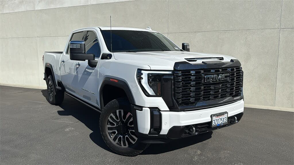 2024 GMC Sierra 2500HD Denali Ultimate Crew Cab 4WD
