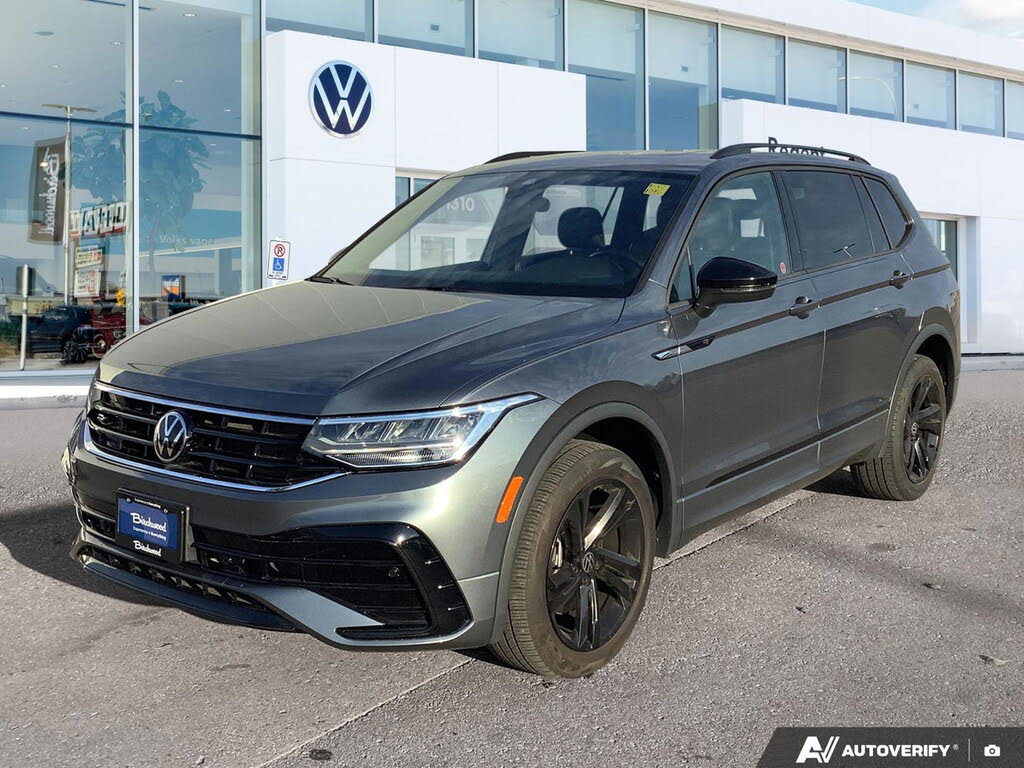 2023 Volkswagen Tiguan Comfortline R-Line Black 4Motion