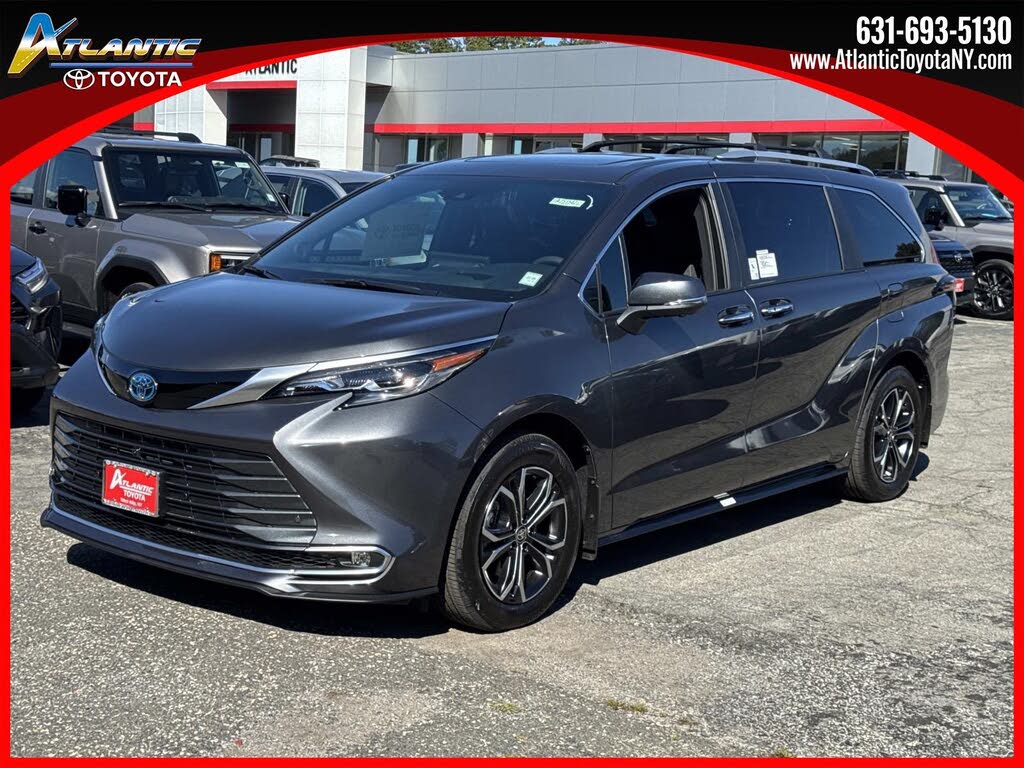2025 Toyota Sienna Platinum 7-Passenger AWD