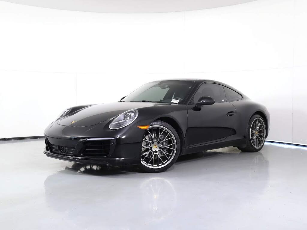 2019 Porsche 911 Carrera Coupe RWD