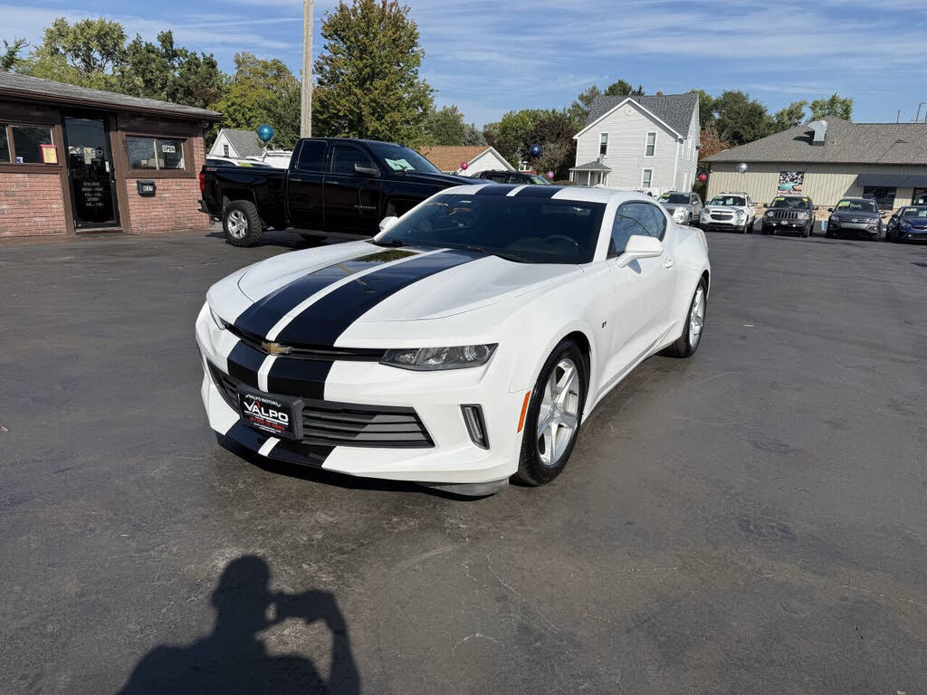 2018 Chevrolet Camaro 1LT Coupe RWD