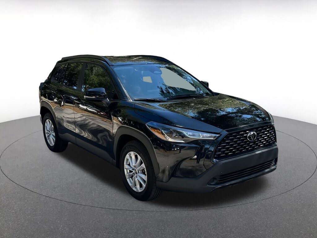 2025 Toyota Corolla Cross LE FWD