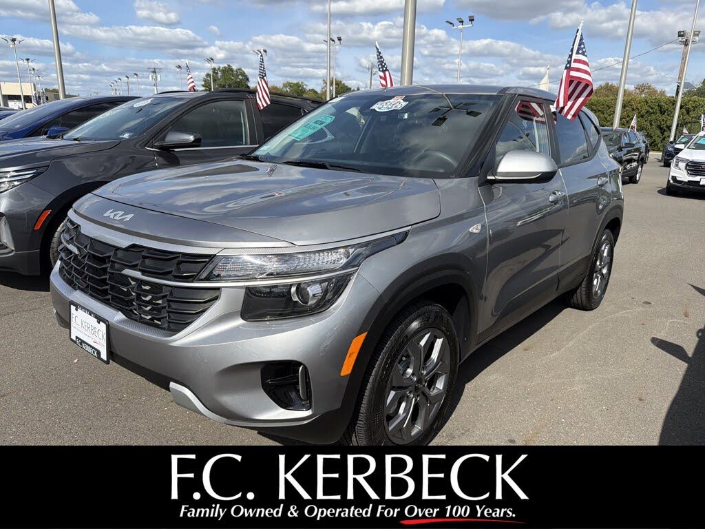 2025 Kia Seltos LX AWD