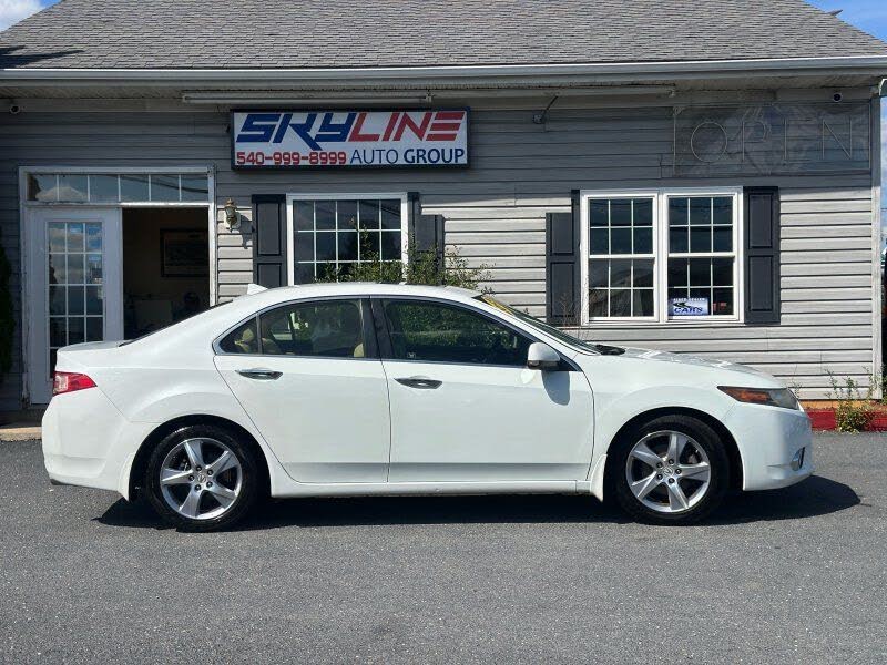 2013 Acura TSX Sedan FWD with Technology Package