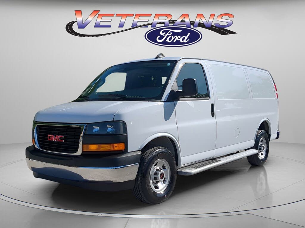 2024 GMC Savana Cargo 2500 RWD