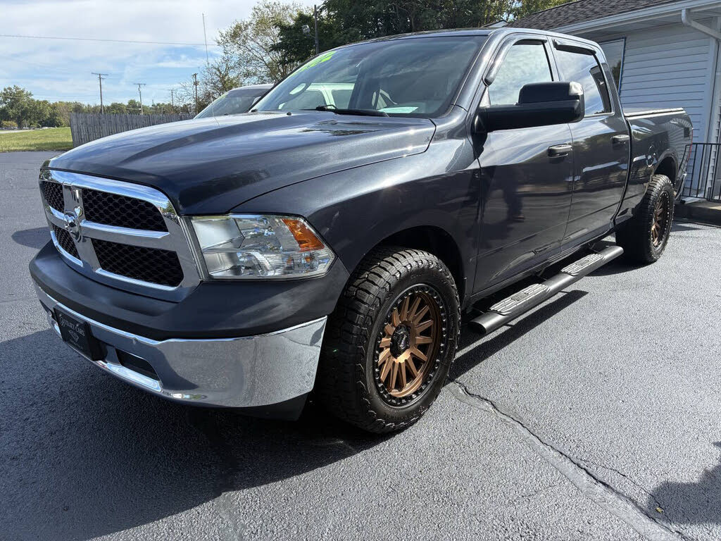 2018 RAM 1500 Tradesman Crew Cab 4WD