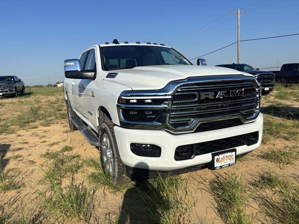 2025 RAM 2500 Laramie Crew Cab 4WD