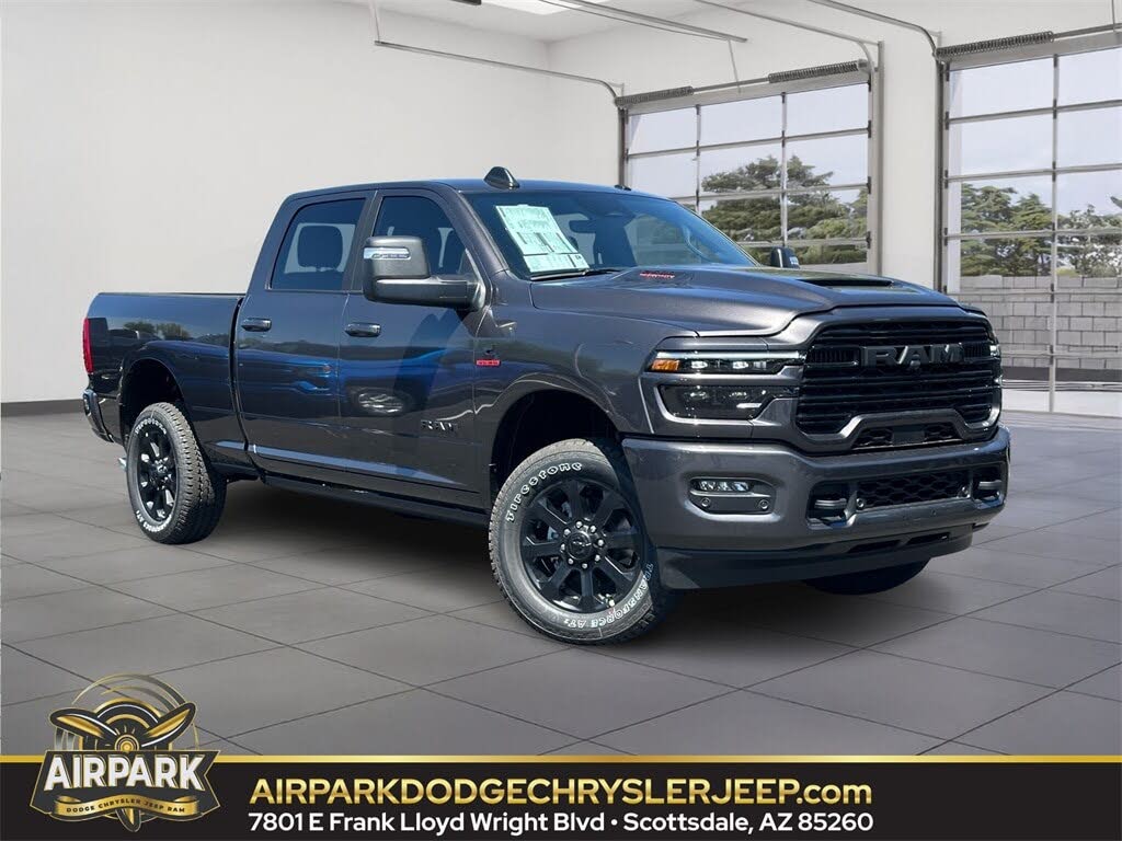 2025 RAM 2500 Laramie Crew Cab 4WD