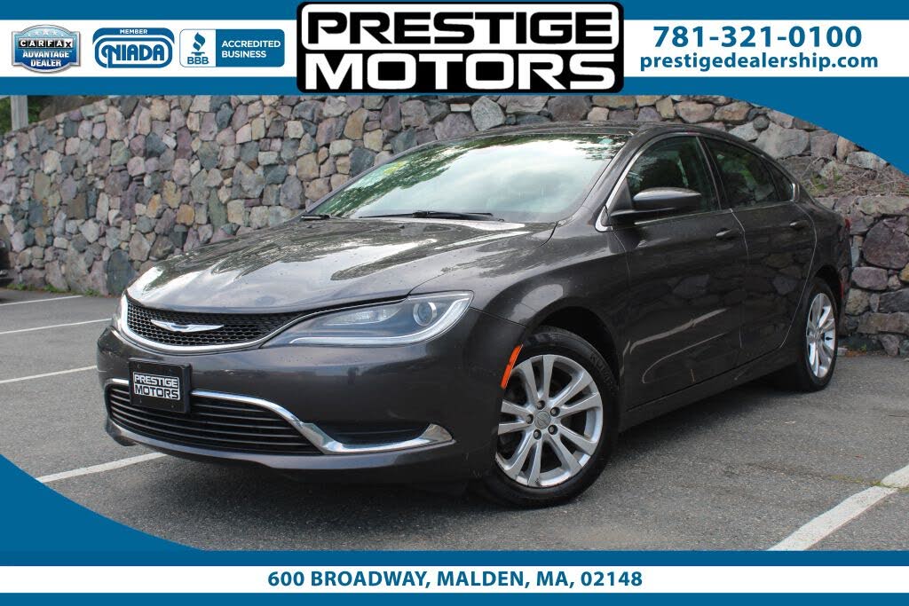 2015 Chrysler 200 Limited Sedan FWD