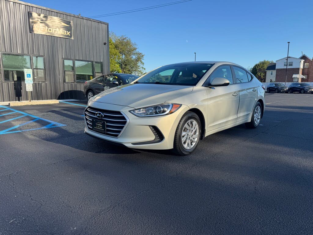 2017 Hyundai Elantra SE FWD