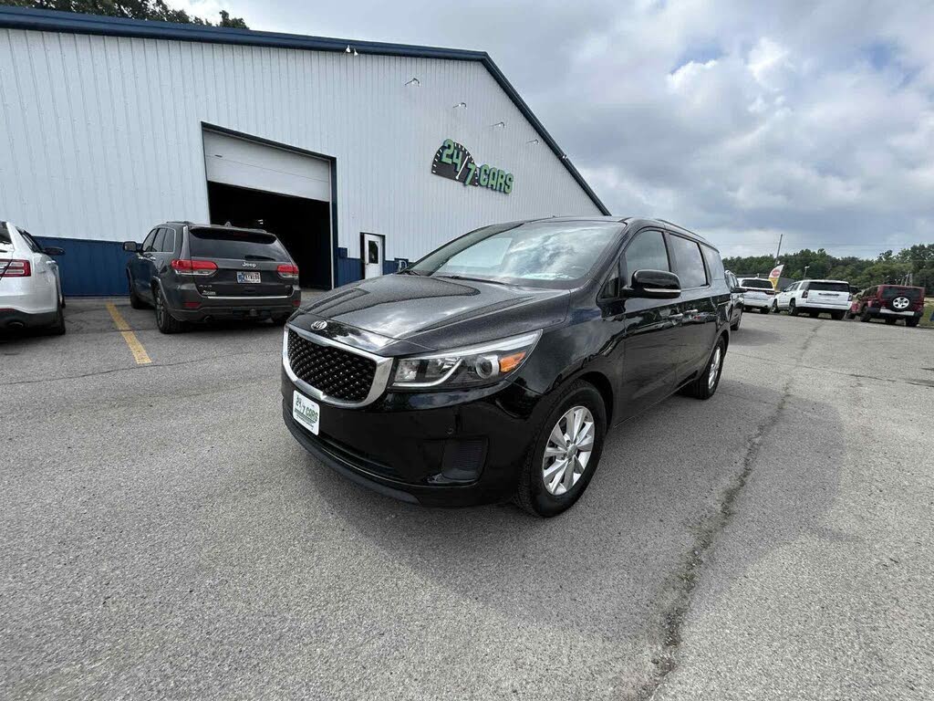 2017 Kia Sedona LX