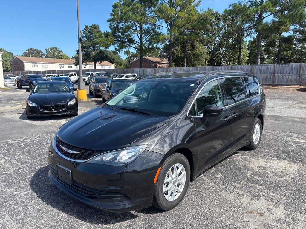 2020 Chrysler Voyager LXi FWD