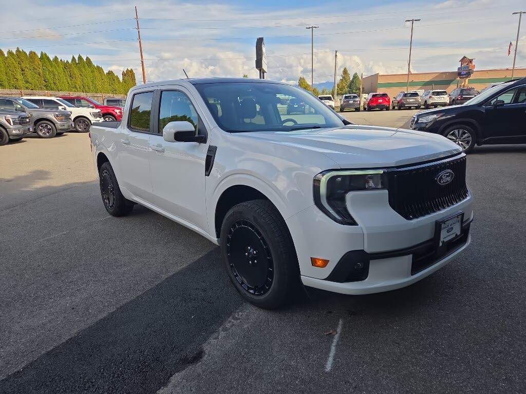2025 Ford Maverick Lobo SuperCrew AWD