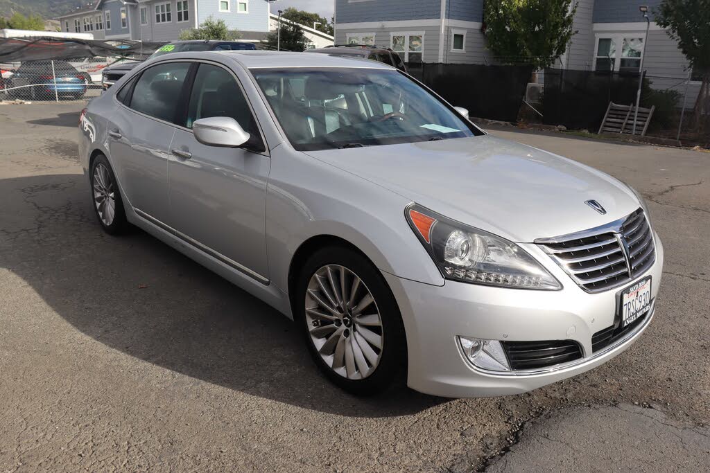 2016 Hyundai Equus Signature RWD