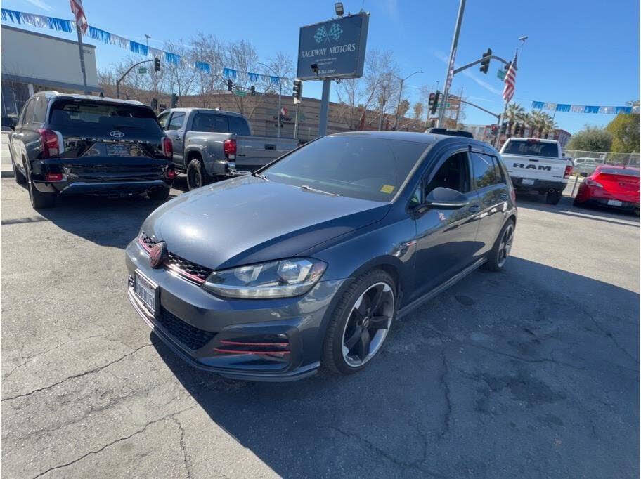 2018 Volkswagen Golf GTI 2.0T SE 4-Door FWD
