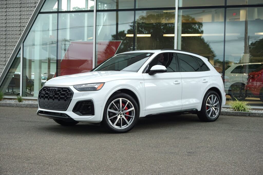 2024 Audi Q5 Hybrid Plug-in e quattro Prestige S Line AWD