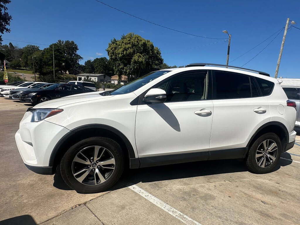 2017 Toyota RAV4 XLE AWD