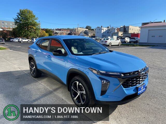 2024 Chevrolet Trax RS with 1RS FWD