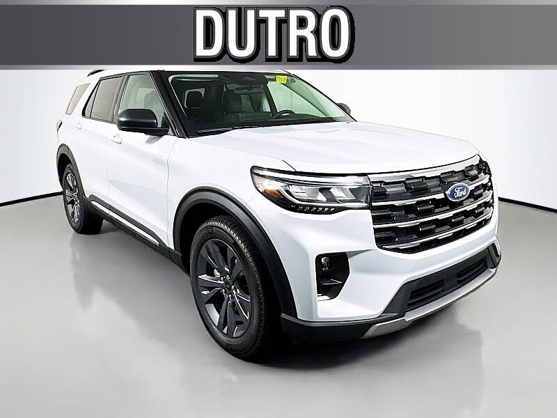 2025 Ford Explorer Active AWD