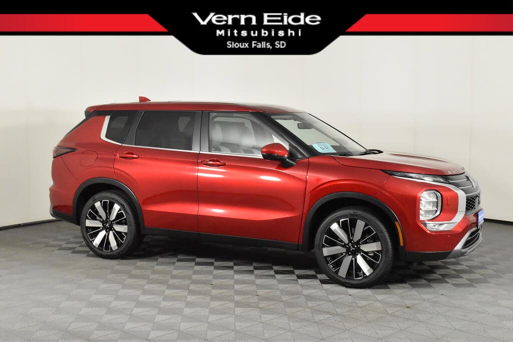 2025 Mitsubishi Outlander SE FWD