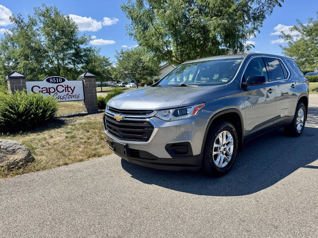 2020 Chevrolet Traverse LS FWD