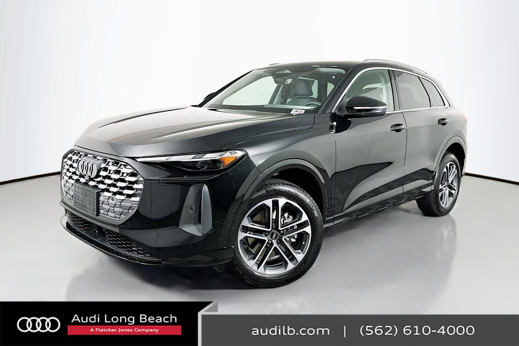 2025 Audi Q5 quattro Premium 40 TFSI