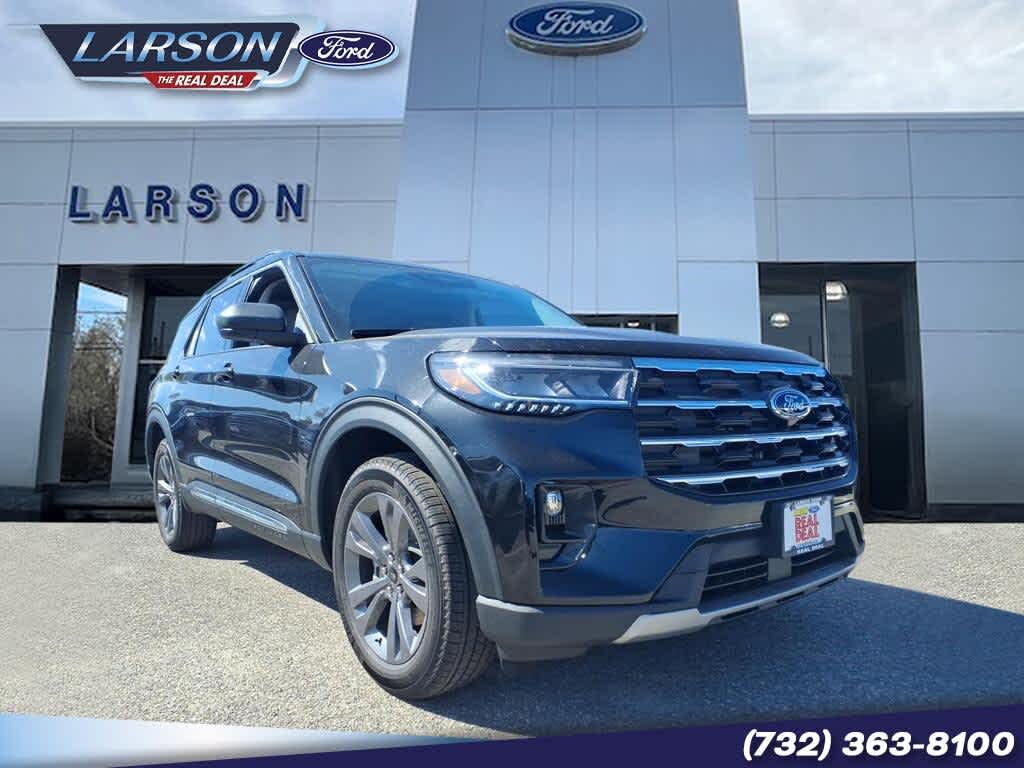 2025 Ford Explorer Active AWD