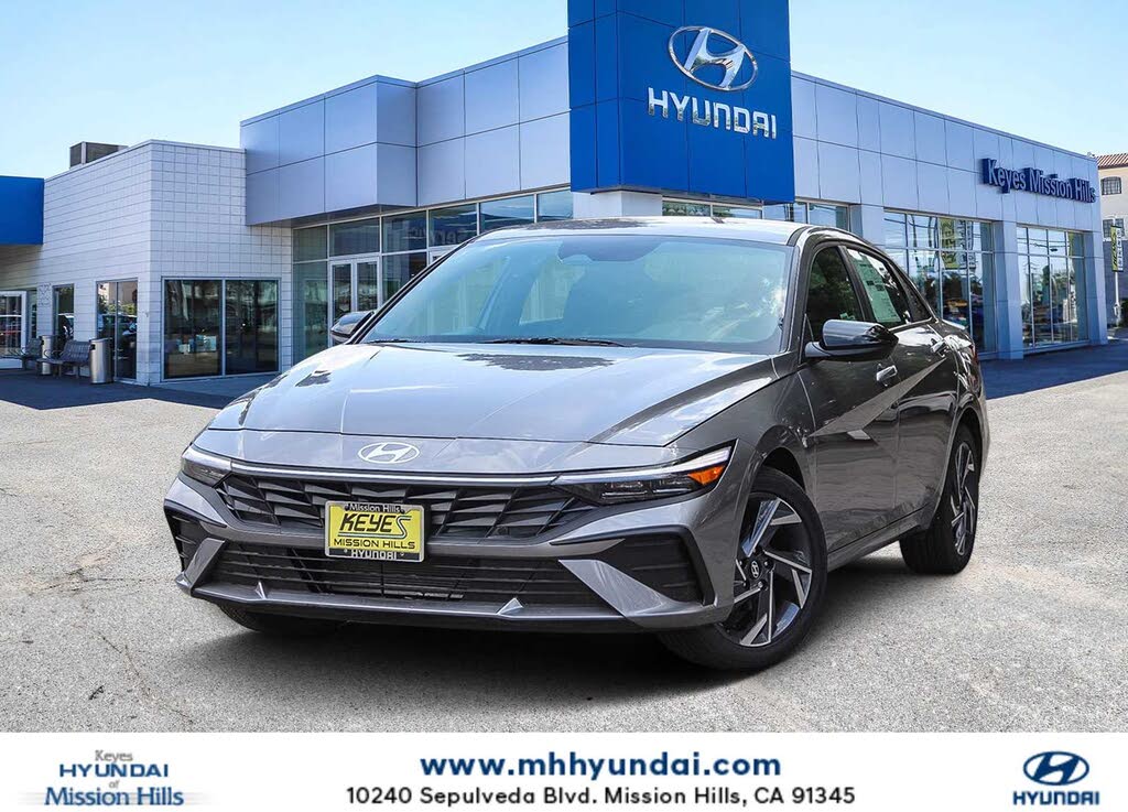 2025 Hyundai Elantra SEL Sport FWD