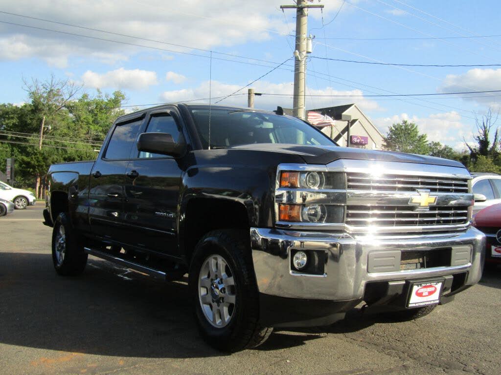 2015 Chevrolet Silverado 2500HD LT Crew Cab 4WD