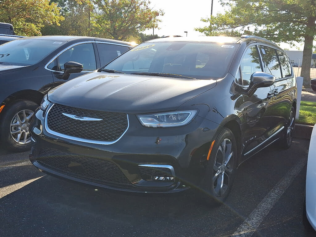 2026 Chrysler Pacifica Pinnacle FWD