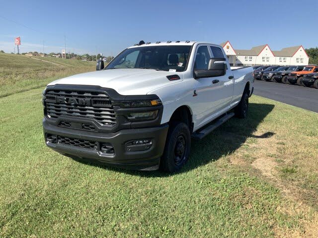 2026 RAM 2500 Tradesman Crew Cab LB 4WD