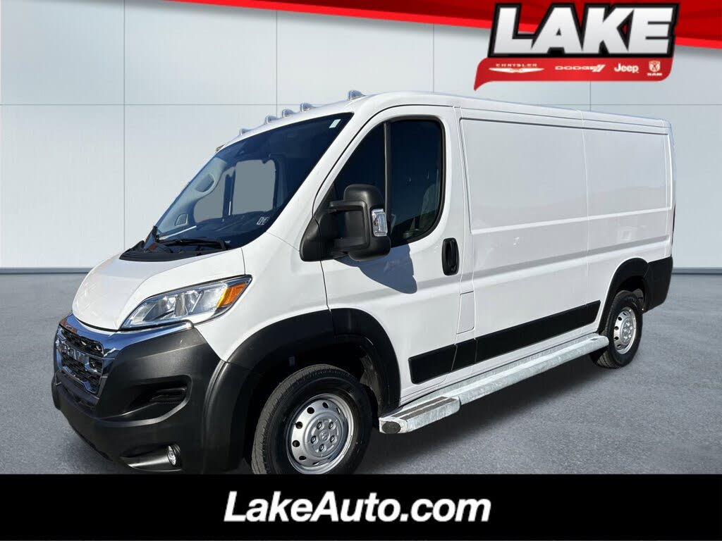 2023 RAM ProMaster 2500 136 Low Roof Cargo Van FWD