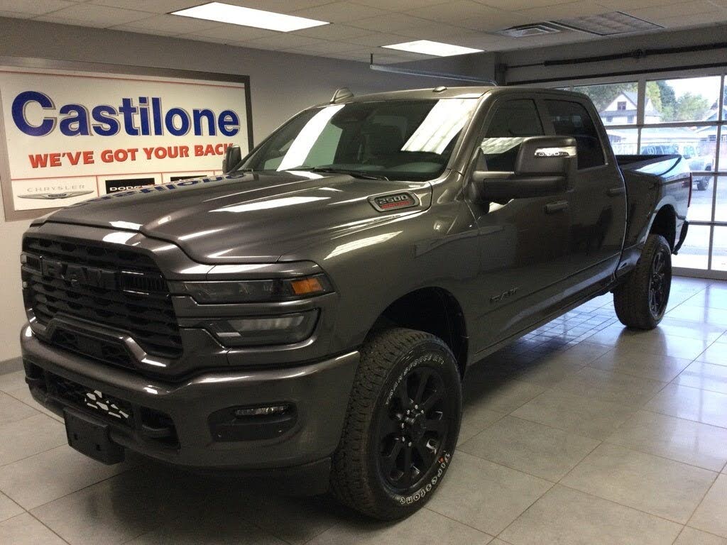 2026 RAM 2500 Big Horn Crew Cab 4WD