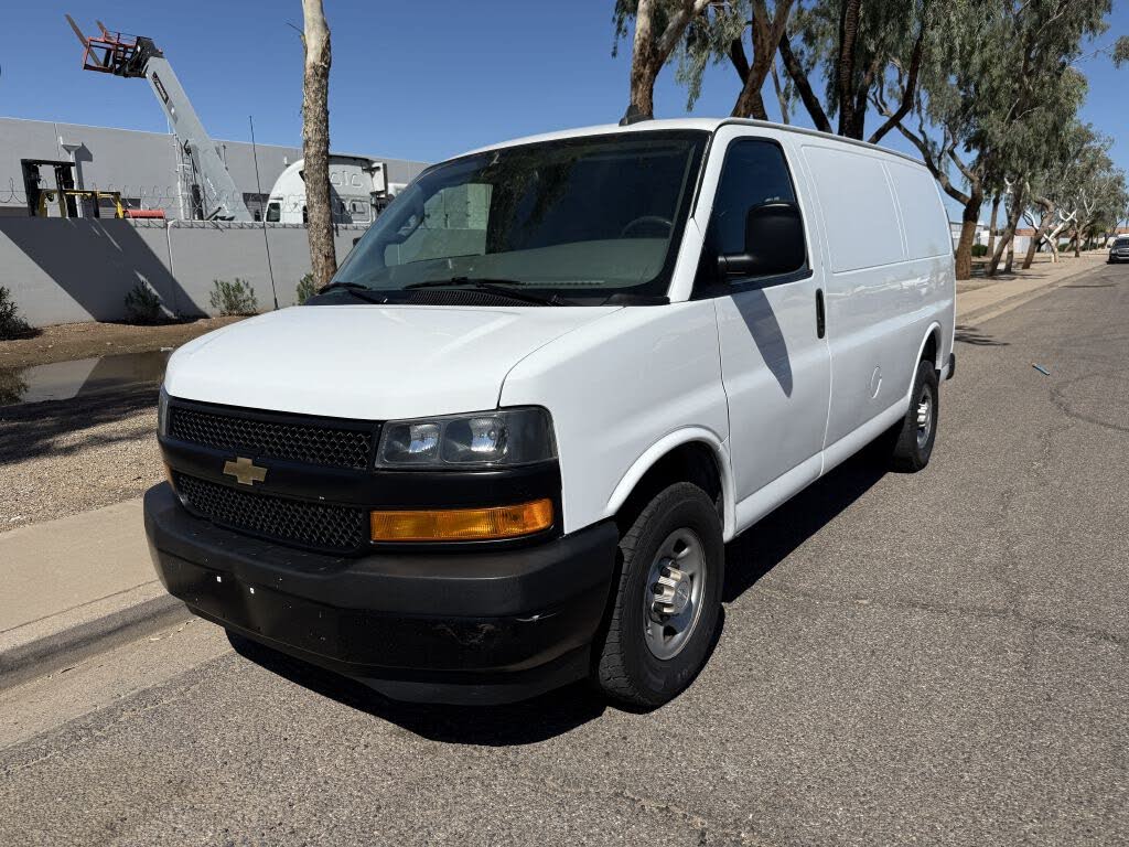 2018 Chevrolet Express Cargo 2500 RWD