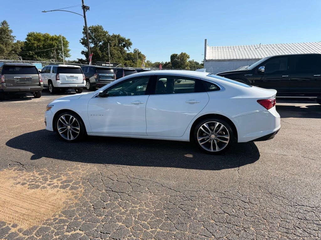 2023 Chevrolet Malibu LT with 1LT FWD