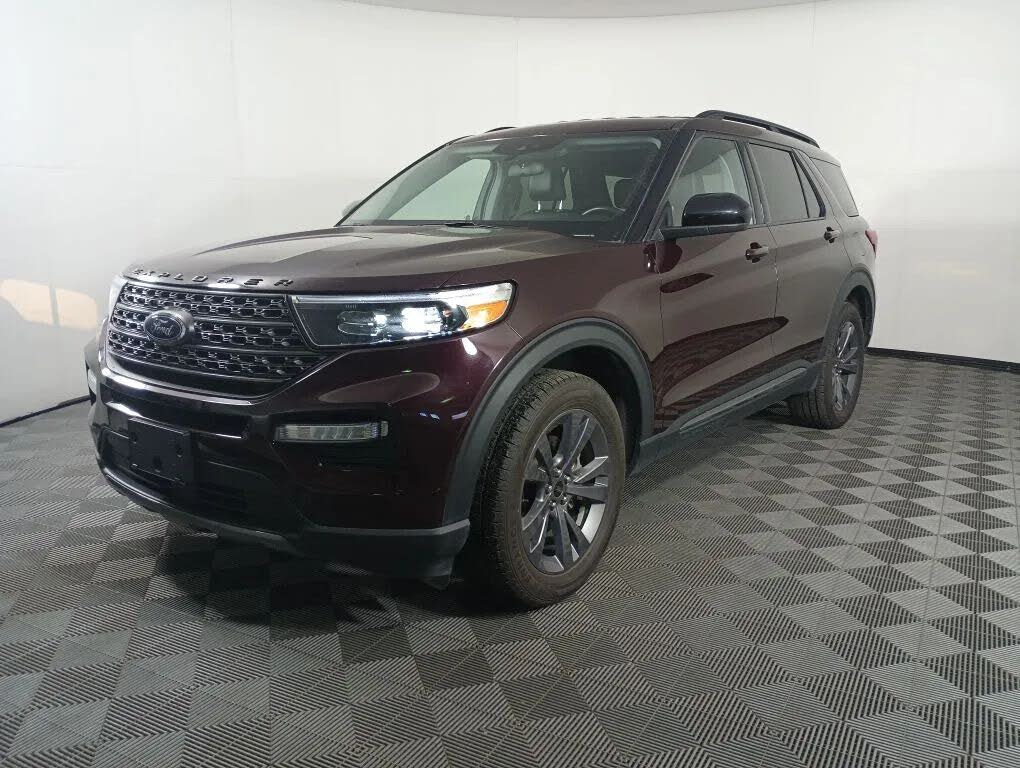 2023 Ford Explorer XLT AWD